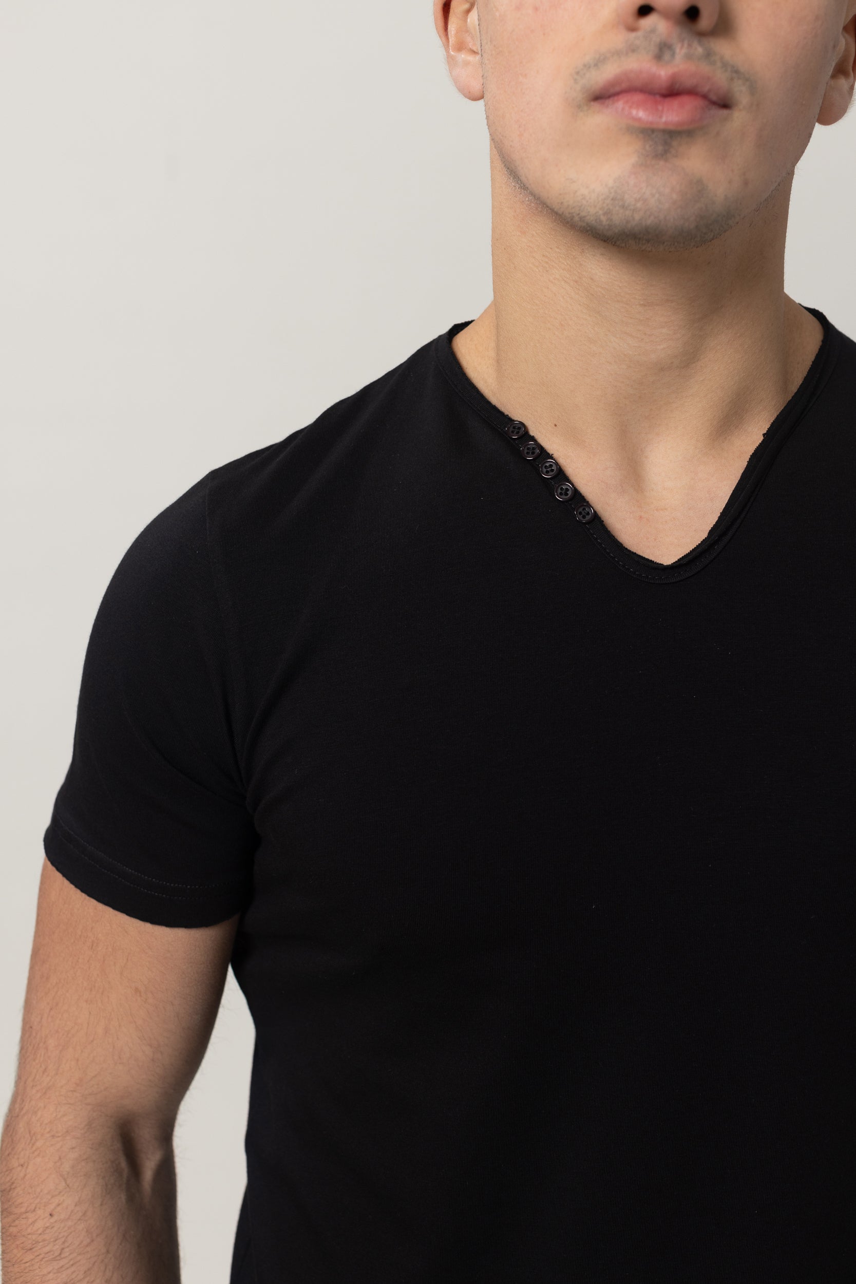 T-Shirt Cotton Lycra V- Neck - Black